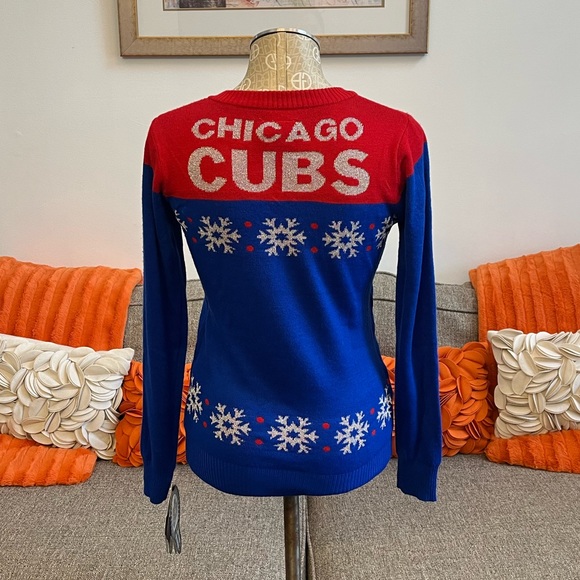 ❣️🆕MLB Chicago Cubs Light Up Snowflake Sweater❣️ - Picture 6 of 9